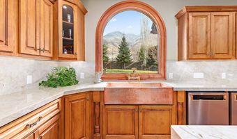 986 N SUNBROOK Cir, Alpine, UT 84004