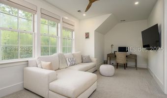 15 Hunting Lodge Rd, Bluffton, SC 29910