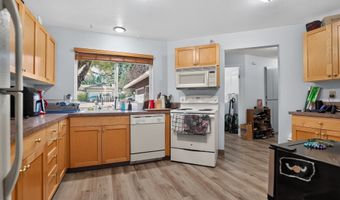 14125 SW DAPHNE St, Beaverton, OR 97008
