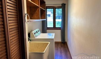 10221 NC Highway 105 S, Banner Elk, NC 28604