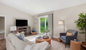 120 Depot Hill Ct, Allegan, MI 49010