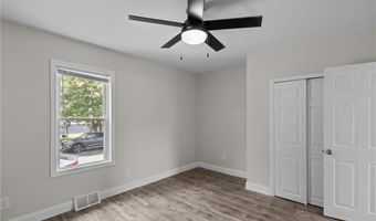 358 Pawtuxet Ave, Warwick, RI 02888