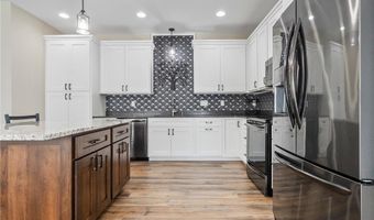 250 Rodeo Rd, Alexandria, MN 56308