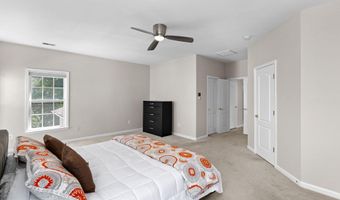 21553 CENTER POINT Cir, Ashburn, VA 20147