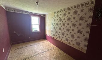 1739 E 18th St, Anderson, IN 46016