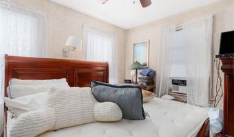 64 Chestnut Ave, Cranston, RI 02920