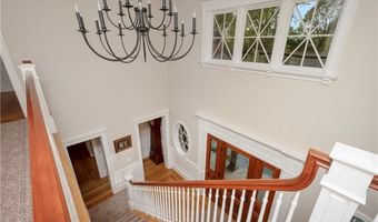 136 Adams Point Rd, Barrington, RI 02806