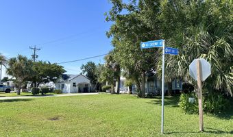 319 Old Causeway Rd, Atlantic Beach, NC 28512
