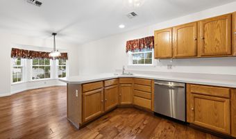 501 Spray Ave, Beachwood, NJ 08722