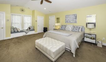 1212 Wells St, Ann Arbor, MI 48104