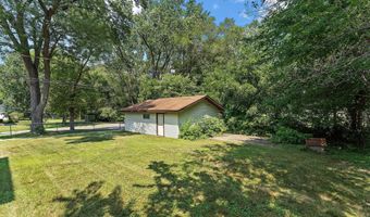1929 Jerrold Ave, Arden Hills, MN 55112