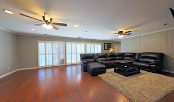 910 Pine St, Bainbridge, GA 39819