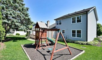 1350 W Barnwall Dr, Addison, IL 60101
