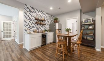 4 Maple Grove Way, Athens, OH 45701