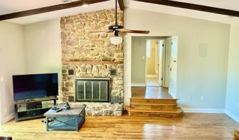 124 Big Pine Rd, Batesville, AR 72501