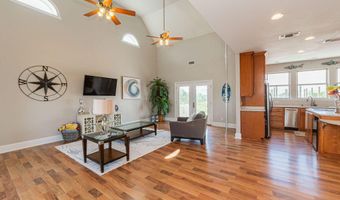 11057 Idaho St, Bay St. Louis, MS 39520