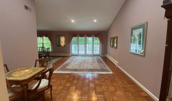 2 Tunxis Pl, Cheshire, CT 06410