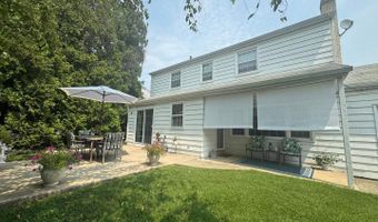 459 EDGEWOOD Dr, Ambler, PA 19002