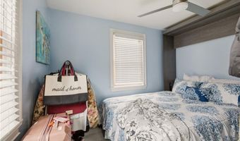9 Bacheller St, Newport, RI 02840