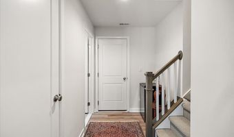 2824 Ridington Rd, Ann Arbor, MI 48105