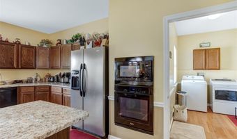 420 April Oaks Ct, Ballwin, MO 63021