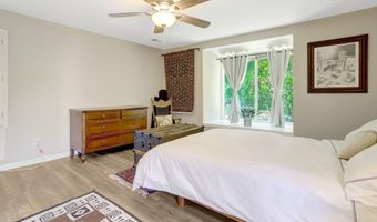 6616 BRADDOCK, Annandale, VA 22003