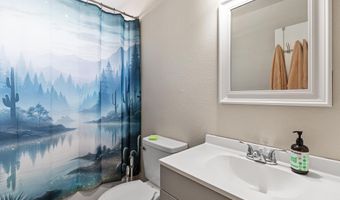 3002 Thunder Rd, Alamogordo, NM 88310