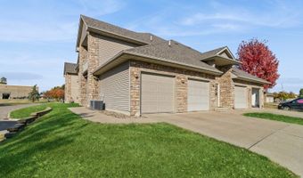 545 Kelsey Ln, Altoona, IA 50009