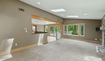 1372 Cramton Ave NE, Ada, MI 49301