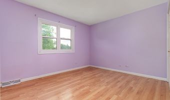 706 N Lawler Ave, Addison, IL 60101