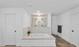 369 WYNLAKE Dr, Alabaster, AL 35007