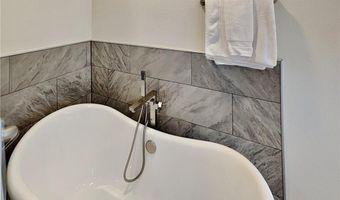 2904 Red Haven St, Bentonville, AR 72712