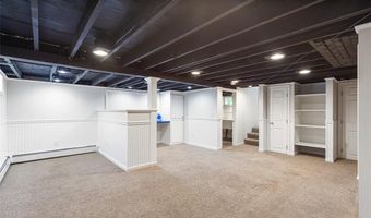 85 Highland Ave, Barrington, RI 02806