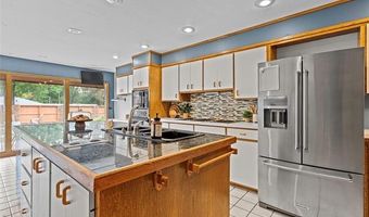 141 G St SW, Ardmore, OK 73401