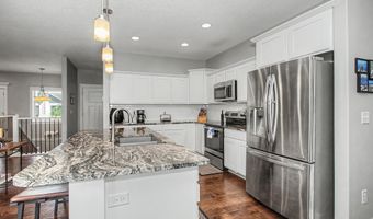 1408 Ledges Dr, Ames, IA 50010