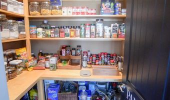 5753 N Golf Course Rd, Bicknell, IN 47512