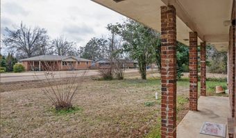202 Gay St, Batesville, MS 38606