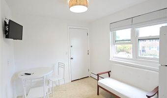 70 Carroll Ave 1004, Newport, RI 02840