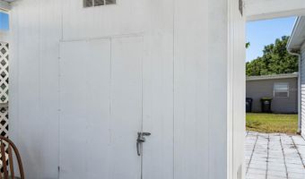 107 HOLIDAY Ln, Auburndale, FL 33823