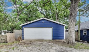 43173 N Lake Ave, Antioch, IL 60002