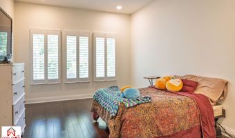 372 Foxboro Dr, Avon, IN 46123
