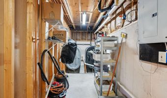 54 Stone Tree Rd, Arrowsic, ME 04530