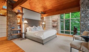749 Stillmont Cir, Cashiers, NC 28717