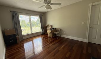 392 Sicard Rd, Brookfield, VT 05036