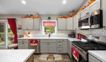 10429 92nd Ave, Allendale, MI 49401