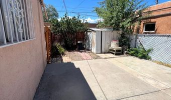 305 MADISON St NE, Albuquerque, NM 87108