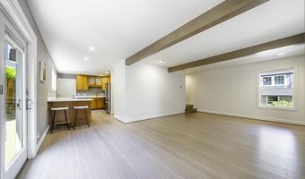 923 Bellview Ave 1, Ashland, OR 97520