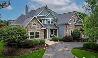 5327 Canyon River Dr NE, Ada, MI 49301