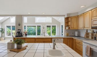 77 A Christian Hill Rd, Amherst, NH 03031