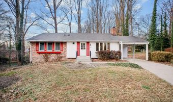 8928 CHELTONHAM Pl, Annandale, VA 22003